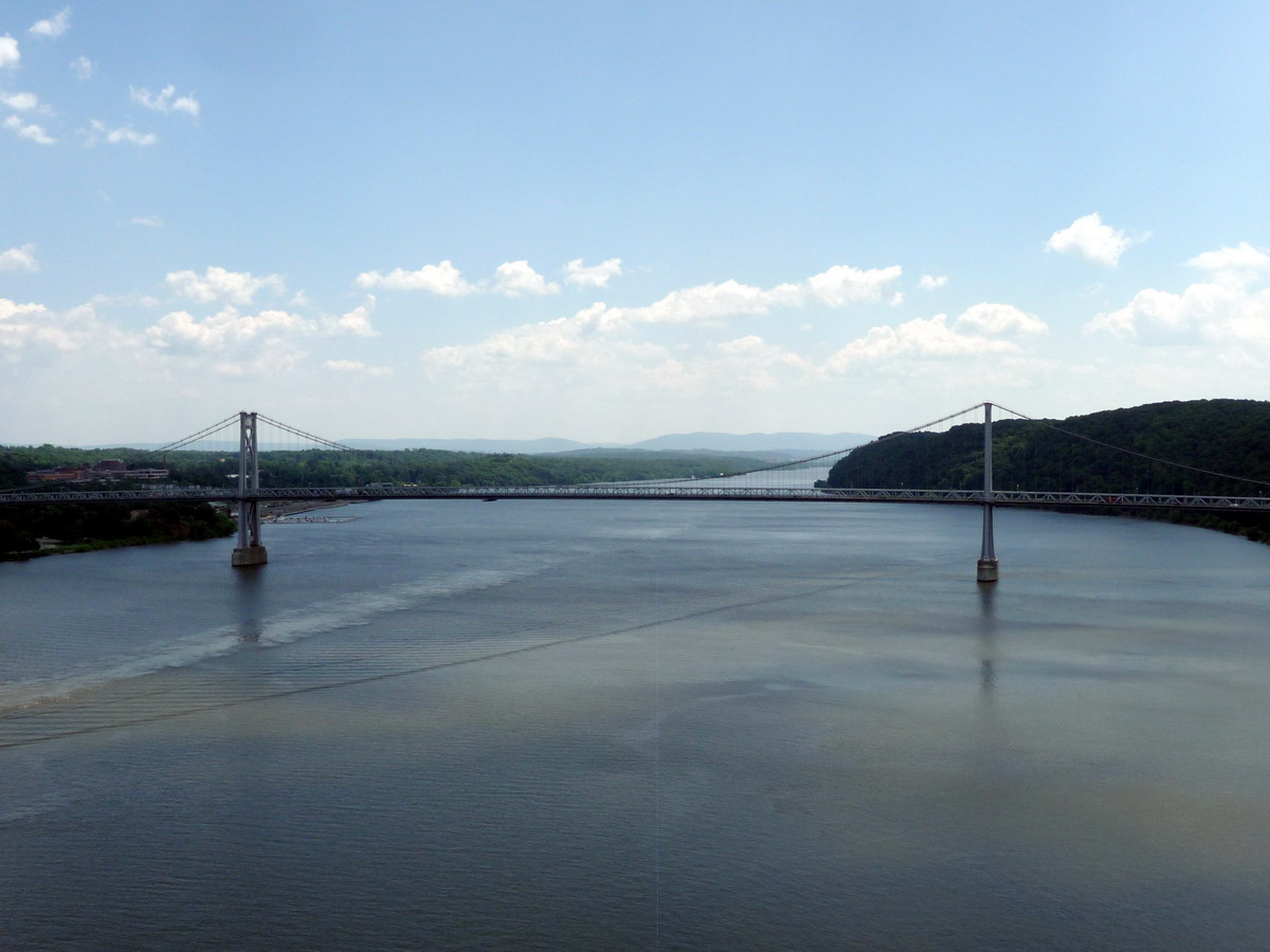 View of the Hudson River from the middle of the Walkway - Photo credit: Jakob Franke View of the Hudson River from the middle of the Walkway - Photo credit: Jakob Franke